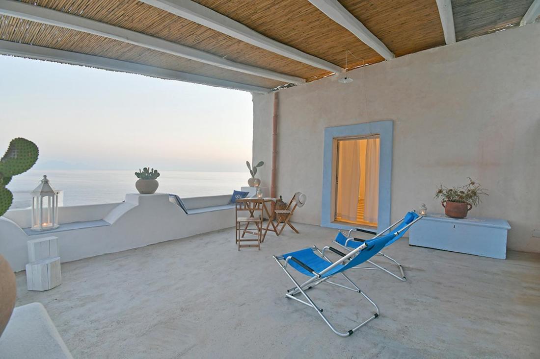 Mariangelica Hotel Ginostra Екстериор снимка